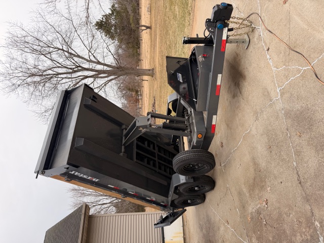 Norstar Dump Trailer - Front View